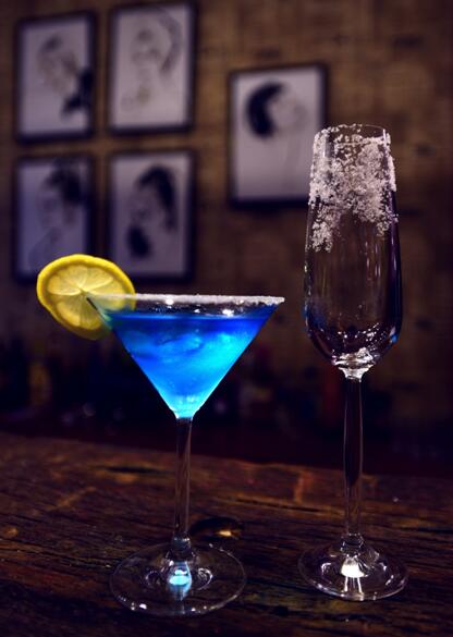 當(dāng)甜點(diǎn)遇見氣泡 一場(chǎng)舌尖上的浪漫雞尾酒之夜